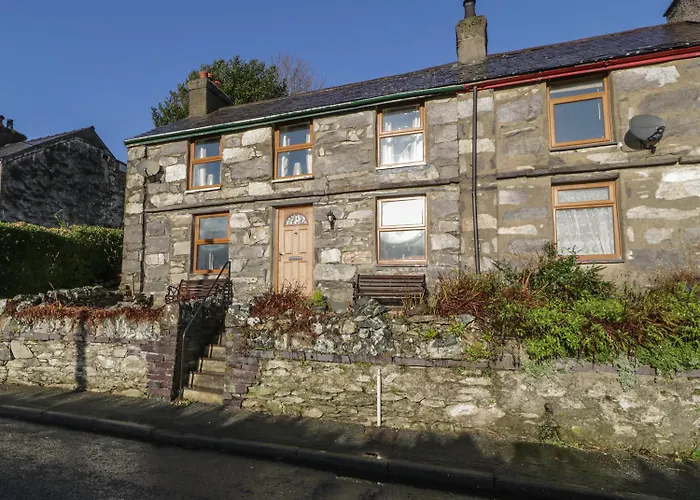 60 Hyfrydle Road
