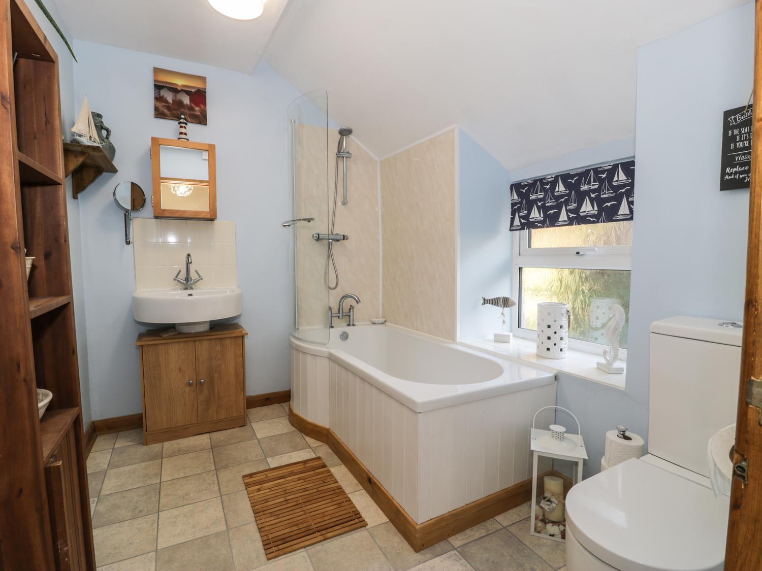 Holiday home 60 Hyfrydle Road Caernarfon
